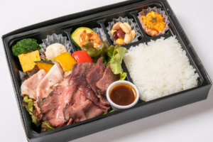 厳選ブラックアンガスサーロインステーキ&ローストポーク&ローストビーフ