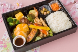 【春限定】ゴルビージャックチーズ和牛バーク&スパイシーB.B.Q &若鶏グリル